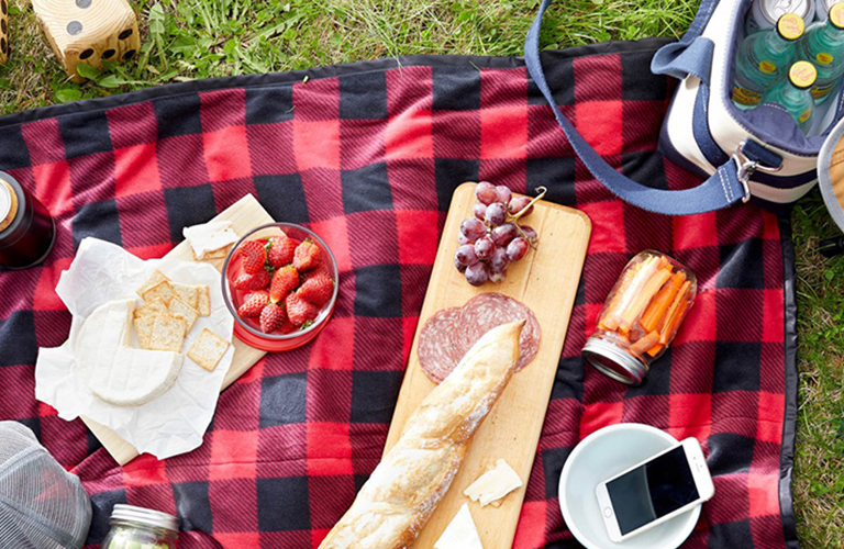 6 Ways to Prepare the Perfect Picnic