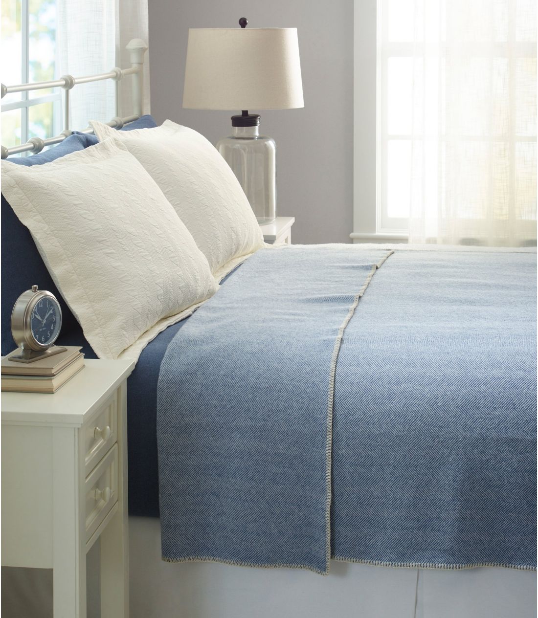 EHbVuEE[EuPbgAw{[^Washable Wool Blanket, Herringbone